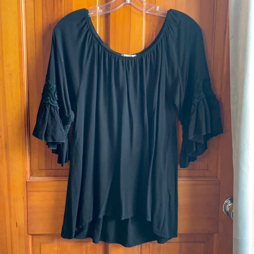 Carole Christian black off shoulder blouse